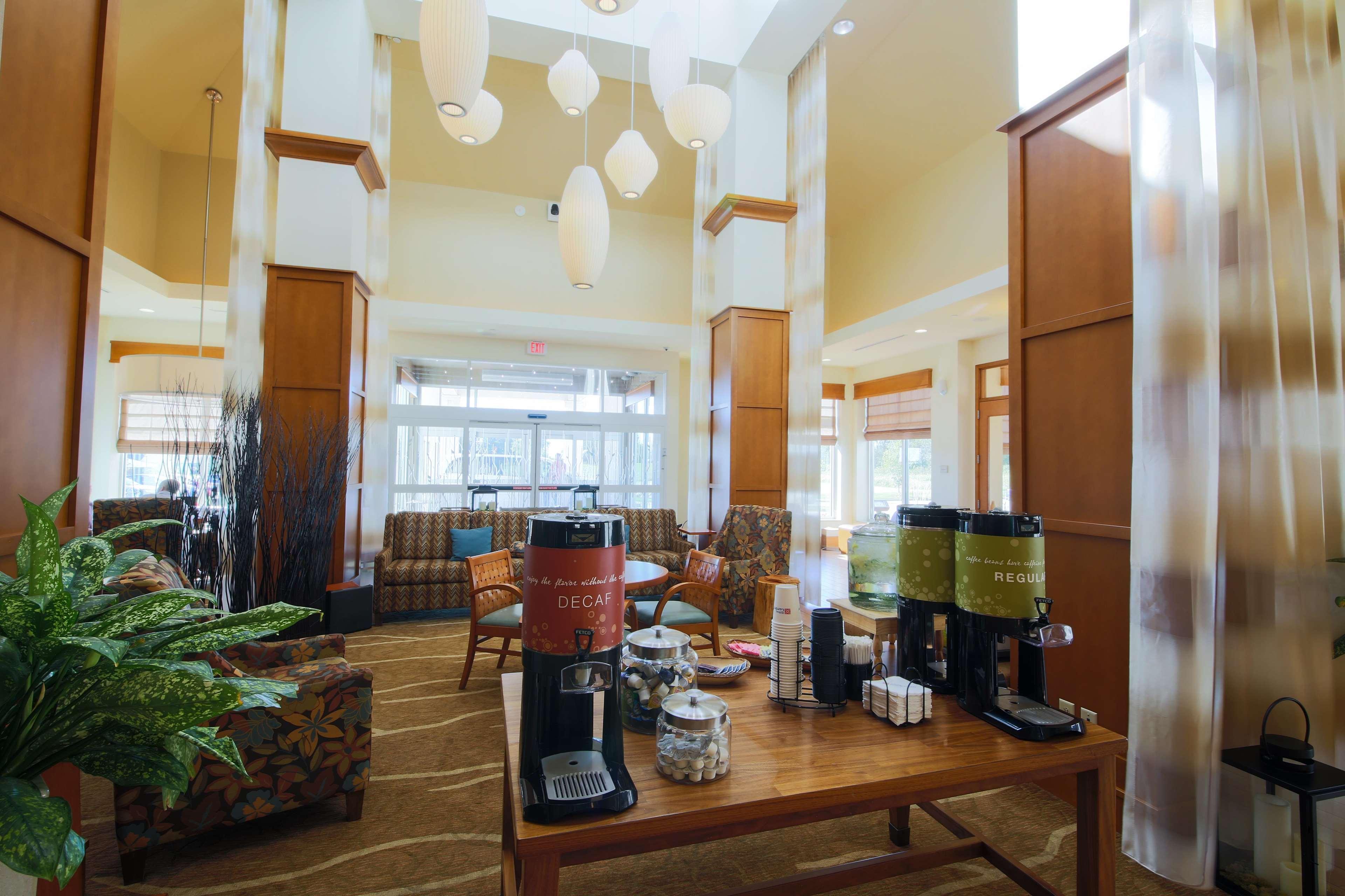 Hilton Garden Inn Cedar Falls Conference Center Zewnętrze zdjęcie