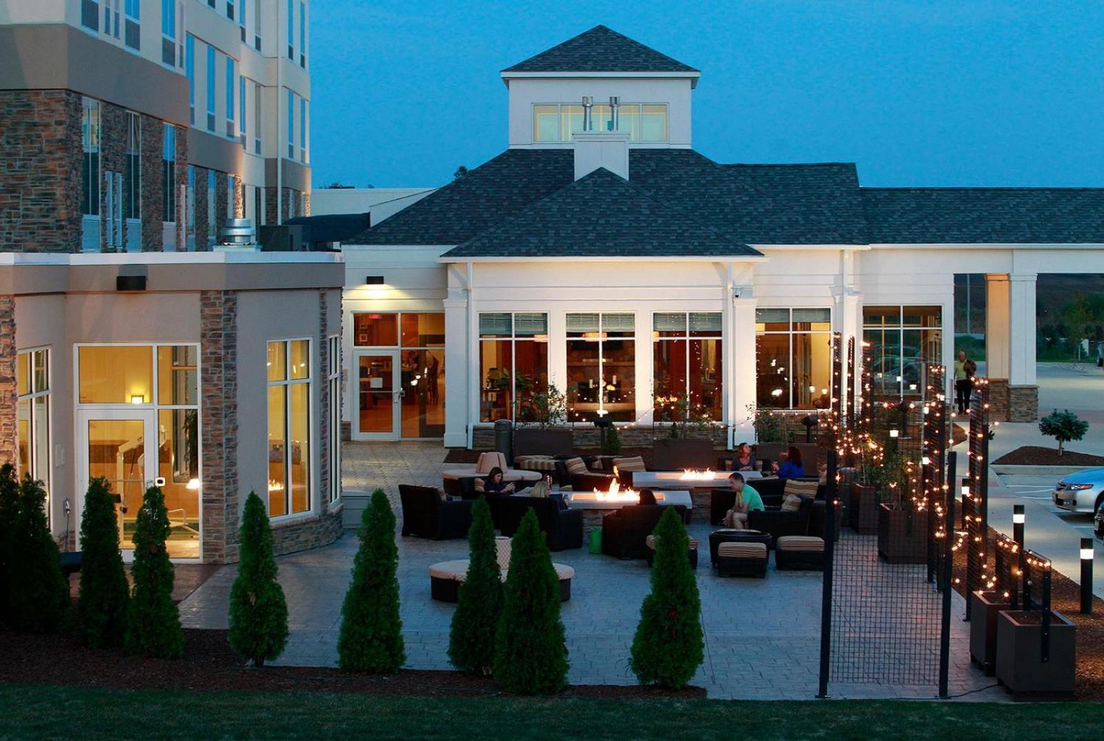 Hilton Garden Inn Cedar Falls Conference Center Zewnętrze zdjęcie