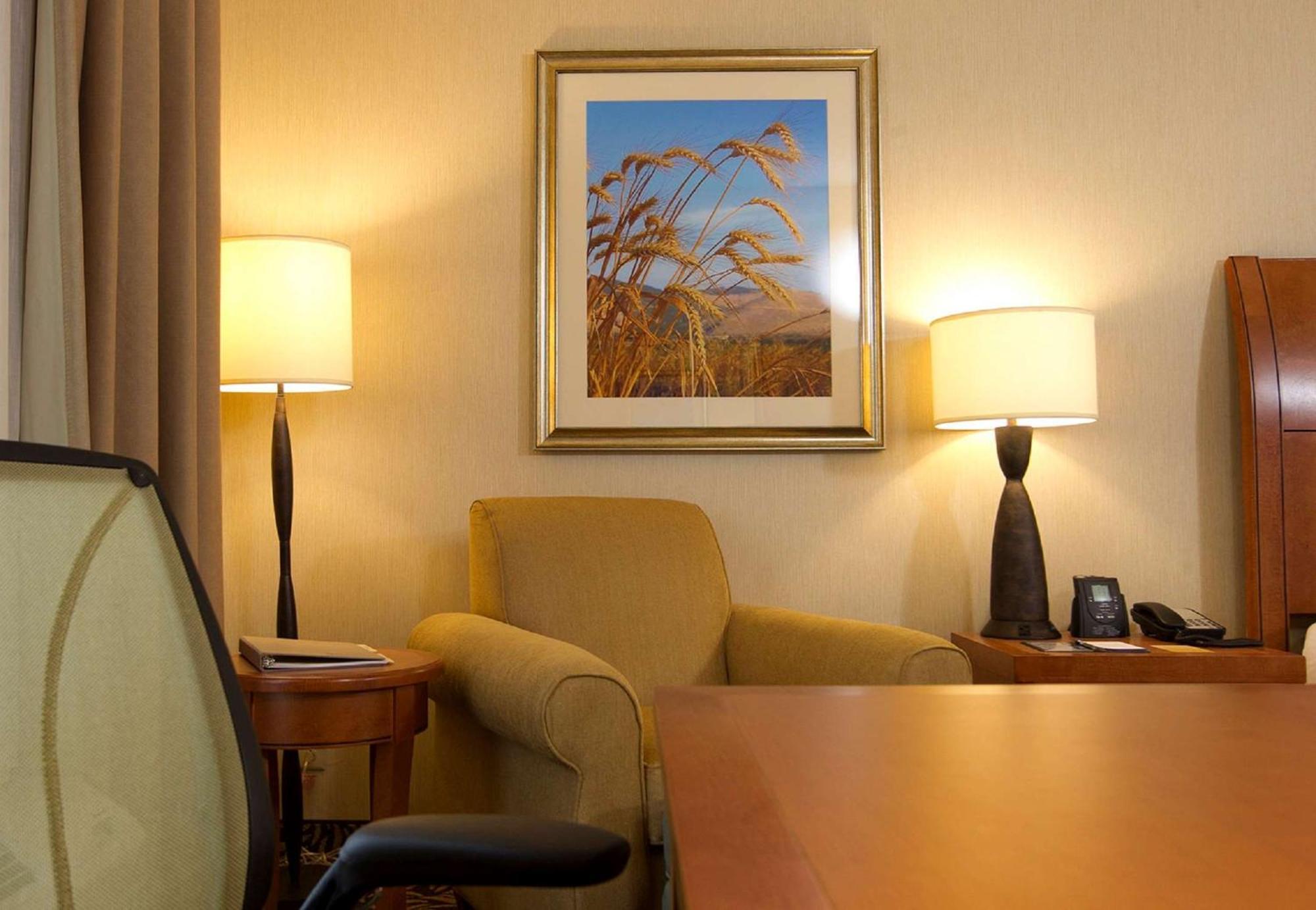 Hilton Garden Inn Cedar Falls Conference Center Zewnętrze zdjęcie